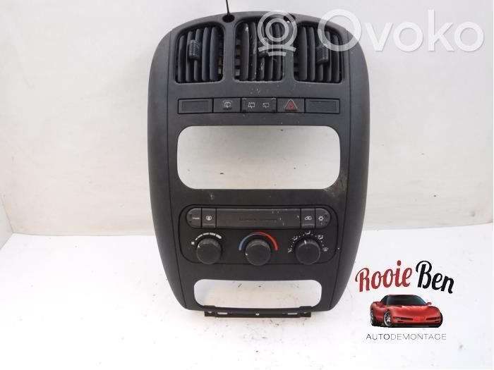 Chrysler Grand Voyager IV Panel klimatyzacji 
