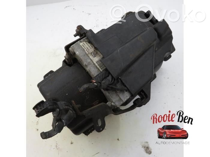 Citroen C5 Ohjaustehostimen pumppu 