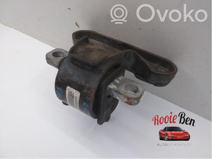 Chrysler Sebring (JS) Engine mount bracket 