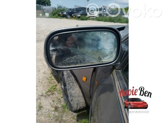 Front door electric wing mirror