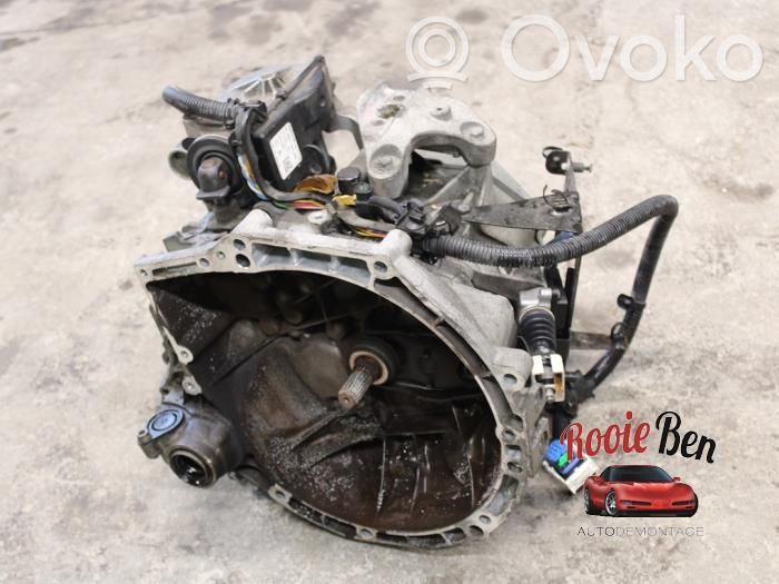Citroen C4 Cactus Cutie viteze manuală cu 5 trepte 