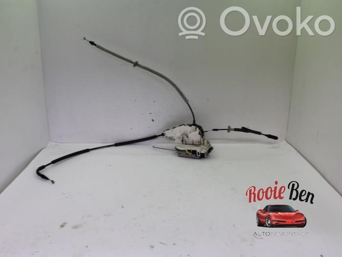 Dodge RAM 1500 DS Zamek drzwi przednich 