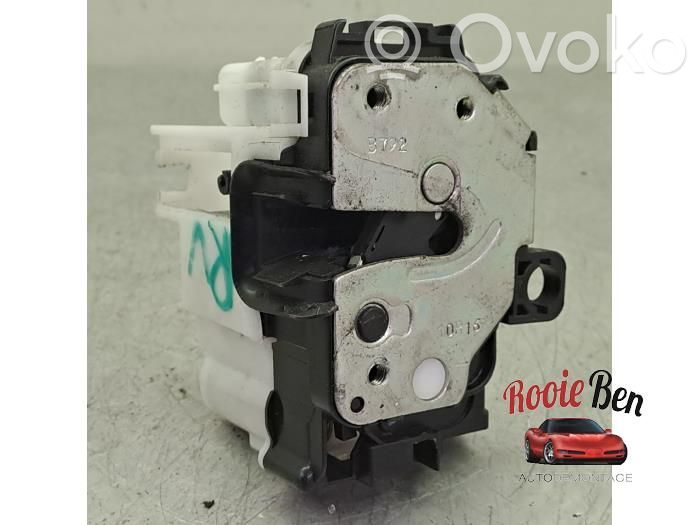 Fiat 500 Etuoven lukko 