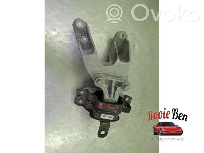 Engine mount bracket   67872506