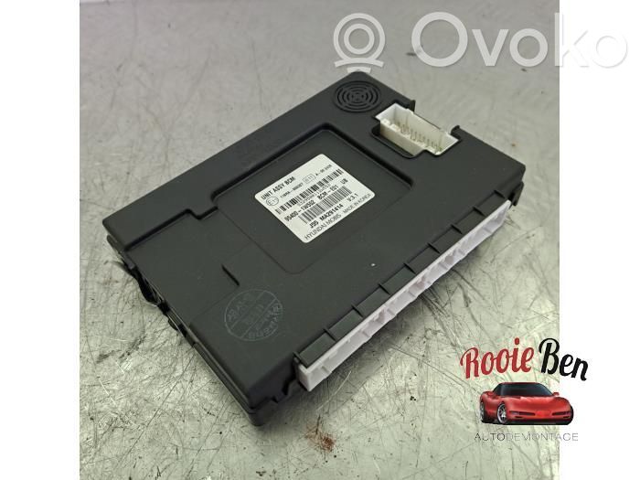 KIA Rio Korin keskiosan ohjainlaite 