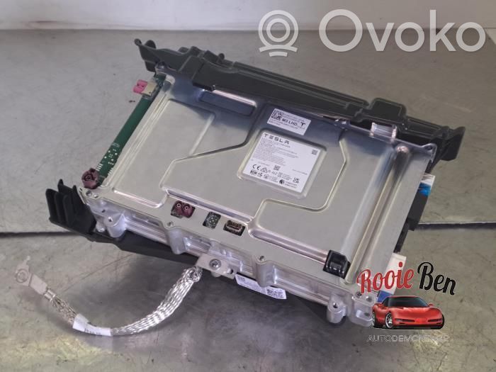 Tesla Model 3 Other control units/modules 