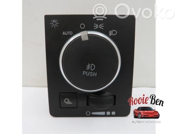 Dodge RAM 1500 DS Light switch 