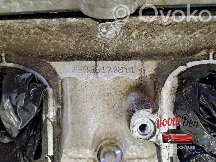 Culata del motor   5256177811,P53021758EA