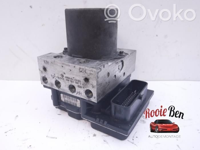 Mercedes-Benz E W212 ABS Pump 