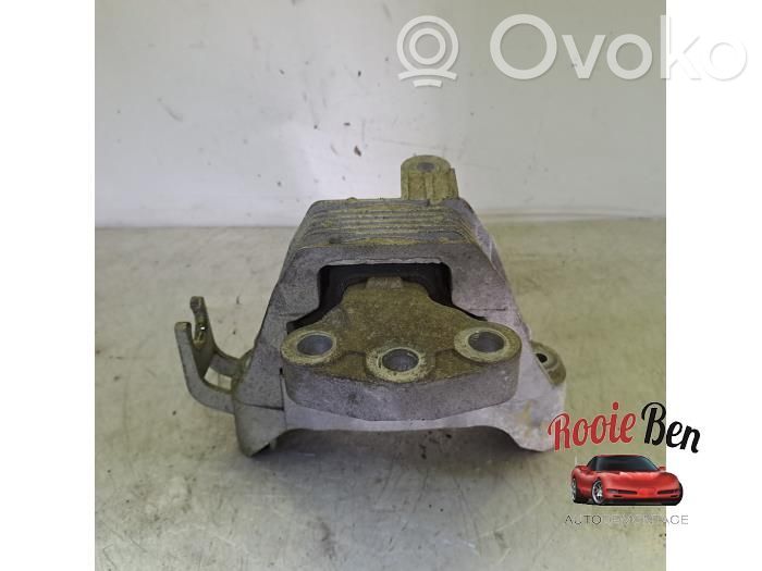 Engine mount bracket   13248472