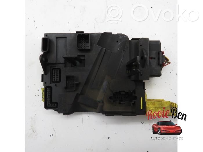 Audi A3 S3 A3 Sportback 8P Steering rack control module 