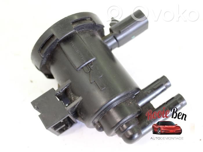Válvula de vacío   04591733AA