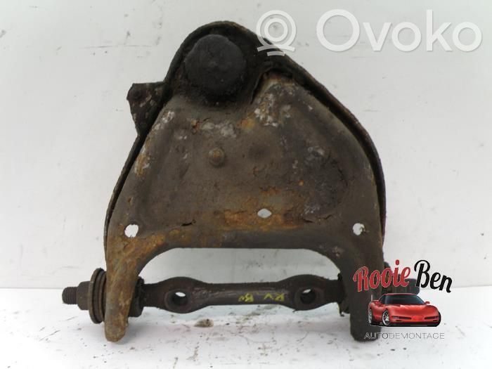 Dodge VAN B100 Braccio di controllo sospensione anteriore 