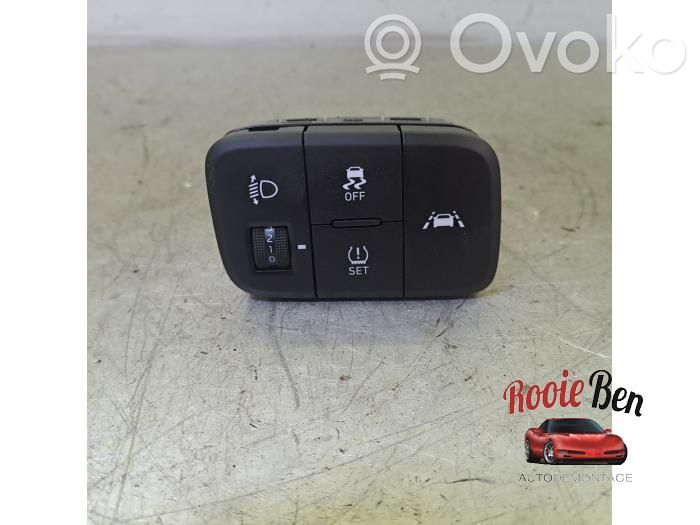 Hyundai i10 Przycisk / Pokrętło regulacji świateł 