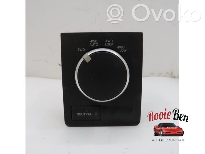 Differential lock switch   P04602972AC,11523RD