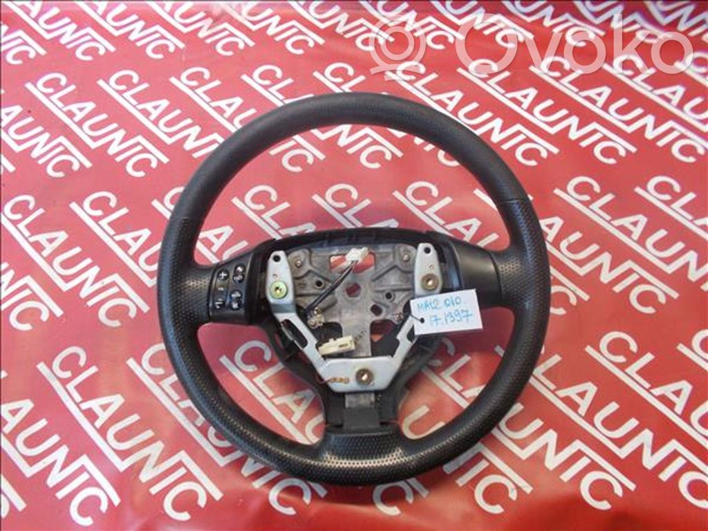 Mazda 2 Vairo rato ašis 