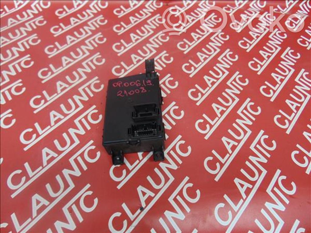 Opel Corsa D Fuse module 