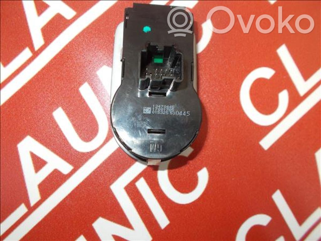 Opel Corsa E Interruptor de control del panel de luces 