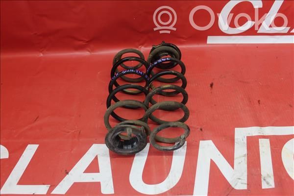 Rear coil spring   MA014245962