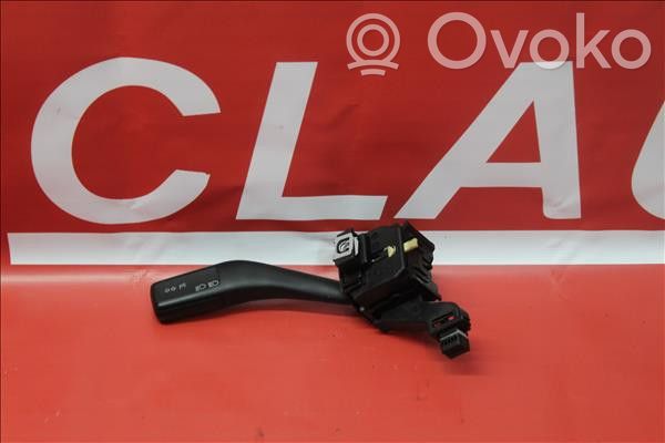 Skoda Octavia Mk2 (1Z) Lenkstockschalter Kombischalter Blinkerhebel / Lichthebel 