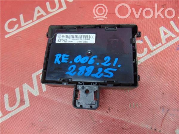 Renault Clio III Módulo de confort/conveniencia 