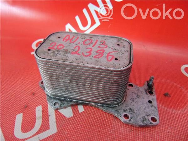 Mercedes-Benz E W124 Radiateur d'huile moteur 