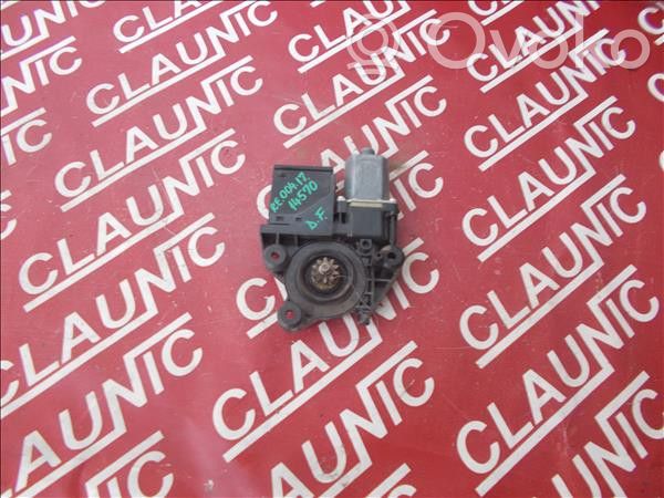 Renault Fluence Etuoven ikkunan nostomoottori