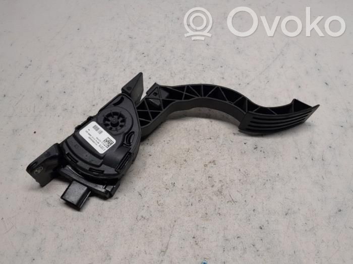 Volvo V40 Accelerator throttle pedal 