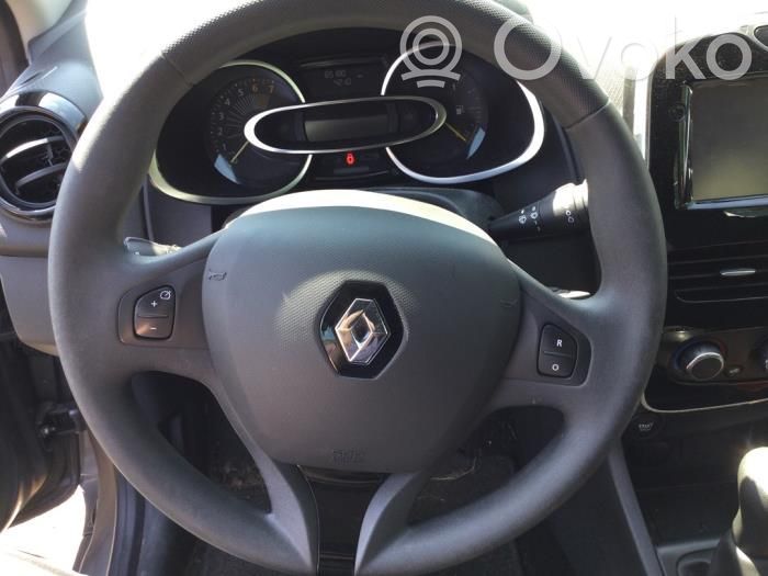 Renault Clio IV Lenkrad 