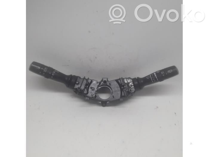 KIA Ceed Commodo, commande essuie-glace/phare 