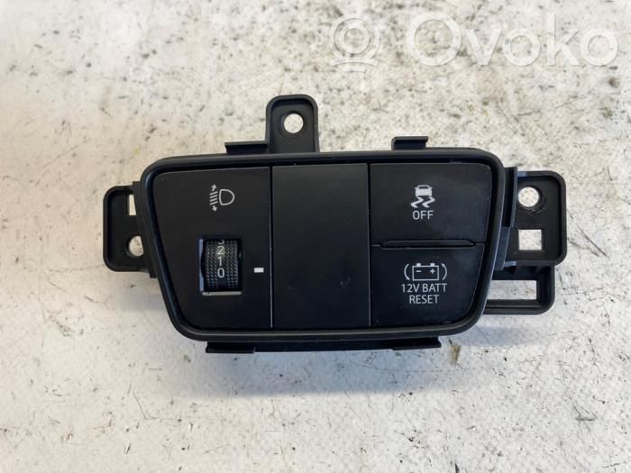 Hyundai Tucson TL Light switch 