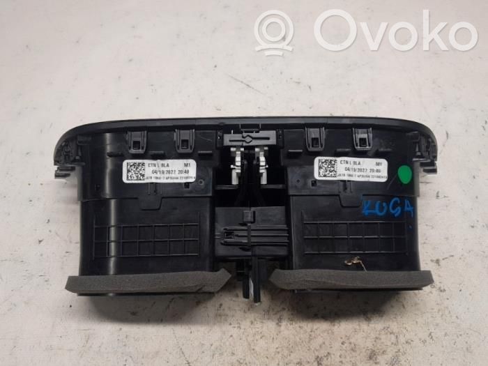 Ford Kuga III Boczna kratka nawiewu deski rozdzielczej 
