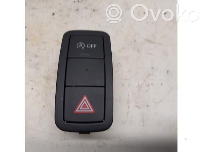 Audi A1 Przycisk świateł awaryjnych 