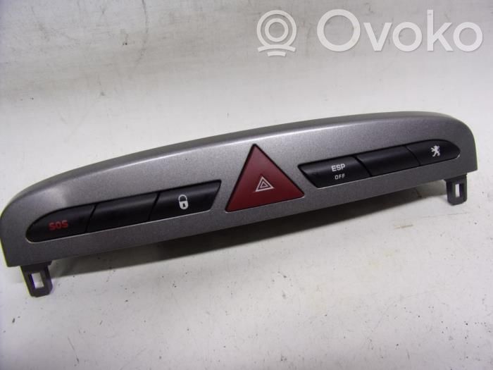 Peugeot 308 Botón interruptor de luz de peligro 