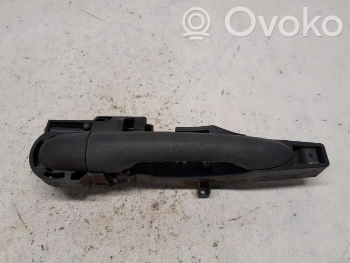 Renault Kangoo II Osłona klamki drzwi przednich 
