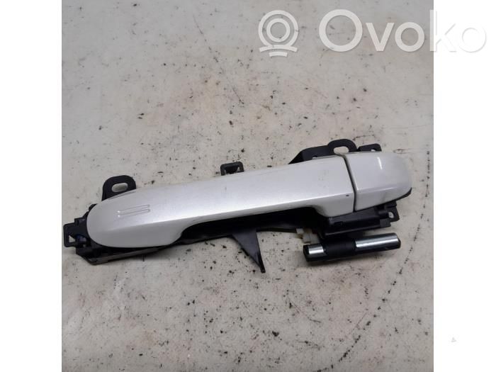 Toyota Yaris Manecilla externa puerta delantera 