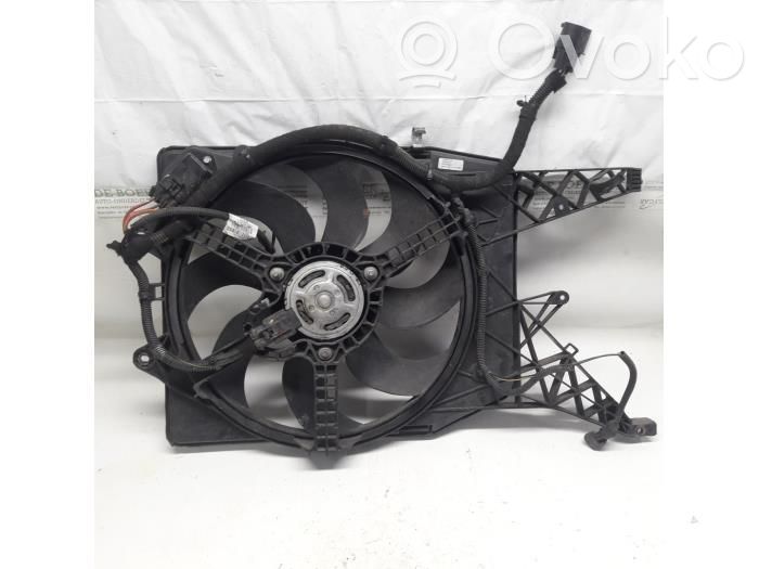 Opel Corsa D Ventilator electric răcire radiator 