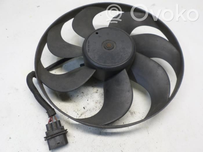 Skoda Fabia Mk1 (6Y) Elektrisks radiatoru ventilators 