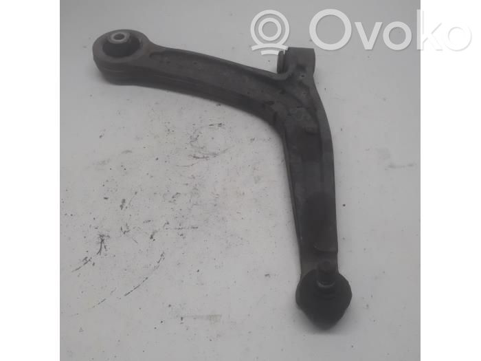 Fiat 500 Front lower control arm/wishbone 