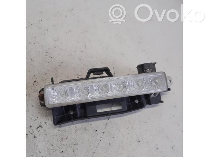 Peugeot 108 Etu-/Ajovalo 