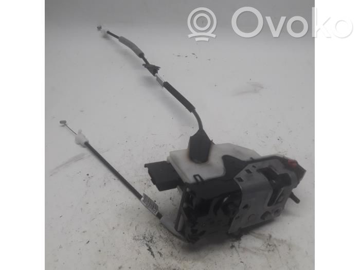 Peugeot 208 I Rear door lock 