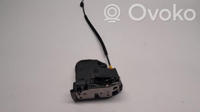Opel Astra K Rear door lock 