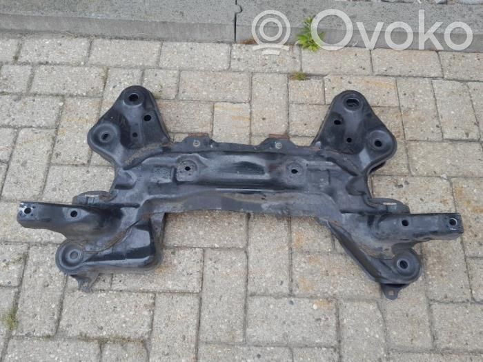 Peugeot 208 I Priekinis traversas 