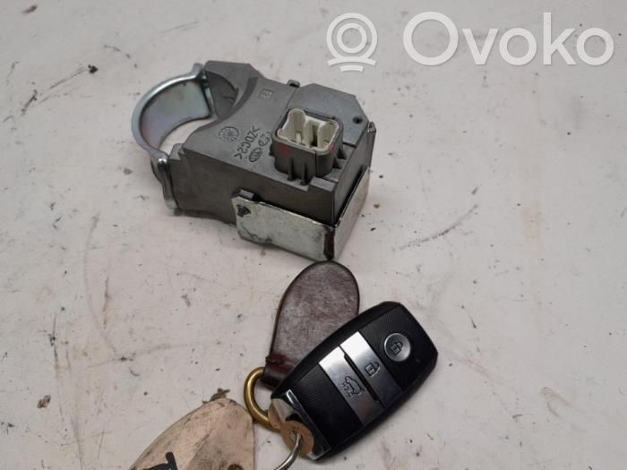 Ignition lock   81900F9700,0090729789,1206574,51747318,5450810,55206897,55212082,55212083,5636127,5636128,6371940,6371950,6M8G6C032AA,81900F9700,926002153R,M1095,Z0006203B