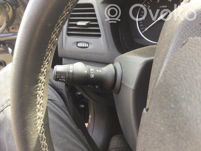 Renault Laguna III Wiper turn signal indicator stalk/switch 