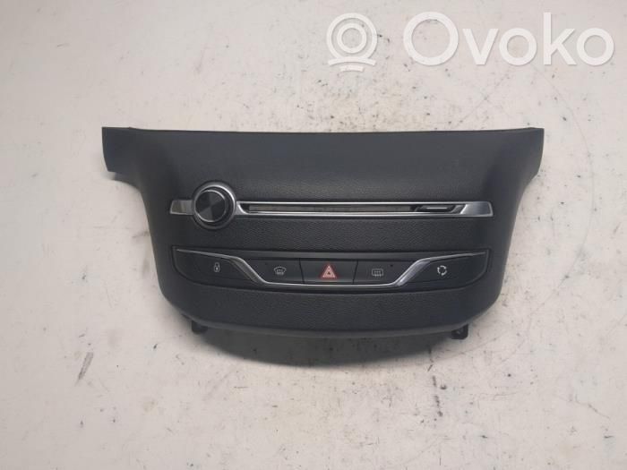 Peugeot 308 Mechanizm wycieraczek szyby przedniej / czołowej 