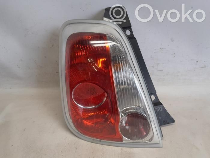 Fiat 500 Galinis žibintas kėbule 