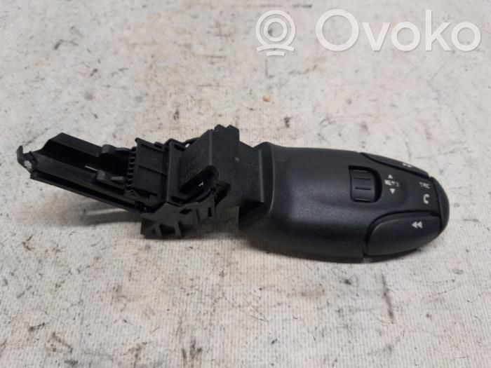 Peugeot 308 Steering wheel buttons/switches 