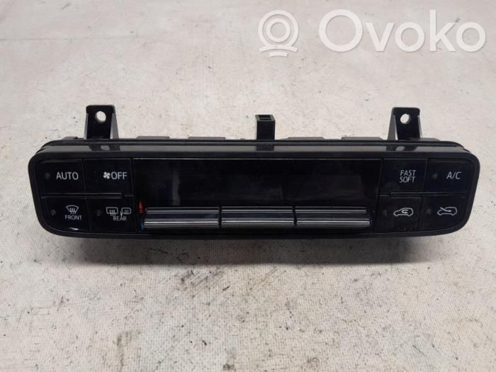 Toyota Yaris Panel klimatyzacji 