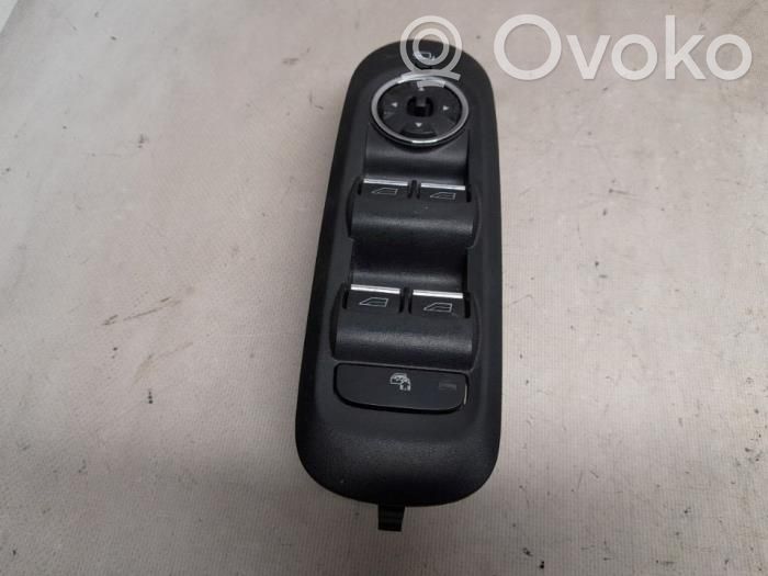 Electric window control switch   AM2T14A132BA,13102014,A1310EM1508,13102014,369719,3Q0254301H,612607006A7,A1310EM1508,AM2T14A132BA,PACR08